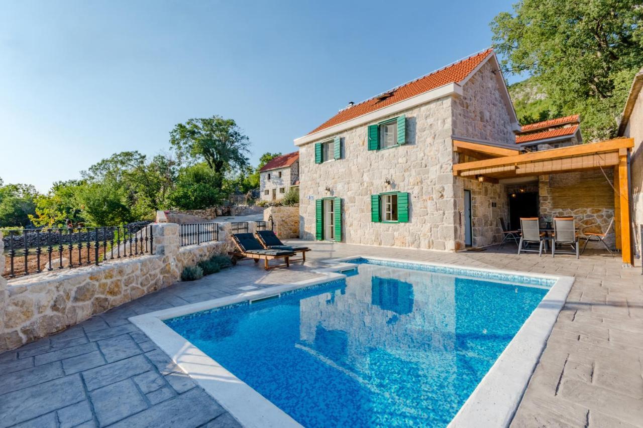 Holiday Home Rustic Kraljici Exterior photo