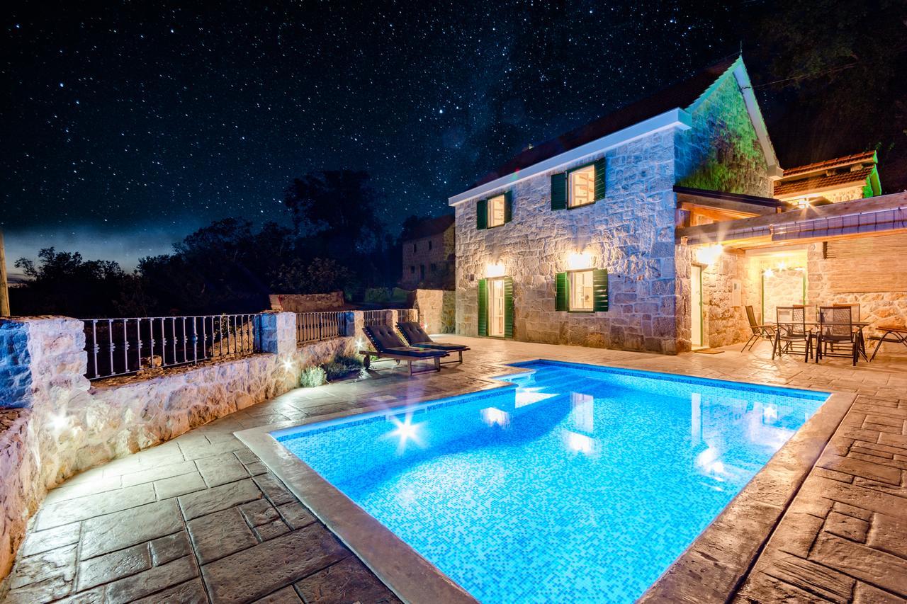 Holiday Home Rustic Kraljici Exterior photo